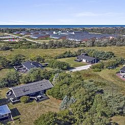 Vakantiehuis "Birgid" - 900m from the sea