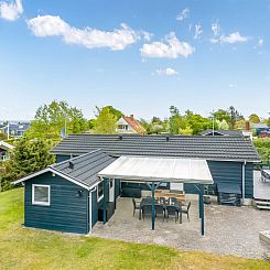 Vakantiehuis "Shaya" - 340m from the sea
