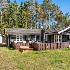 Vakantiehuis "Uuno" - 1.2km from the sea