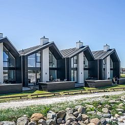 Vakantiehuis "Eleanore" - 25m from the sea