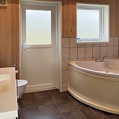 Vakantiehuis "Nakke" - 900m from the sea
