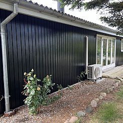 Vakantiehuis "Loella" - 35m from the sea