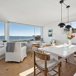 Vakantiehuis "Solbritt" - 30m from the sea
