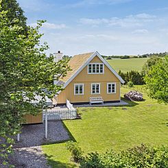 Vakantiehuis "Jelko" - 375m from the sea