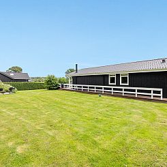 Vakantiehuis "Darja" - 300m from the sea