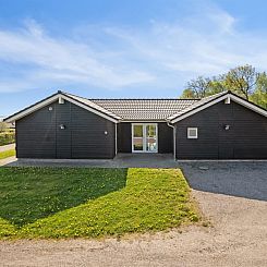 Vakantiehuis "Tenaya" - 200m from the sea