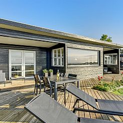 Vakantiehuis "Kaike" - 100m from the sea