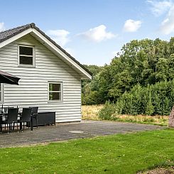 Vakantiehuis "Bjerund" - 250m from the sea