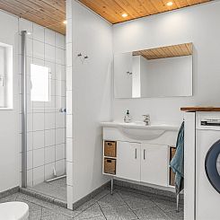 Vakantiehuis "Naya" - 500m from the sea