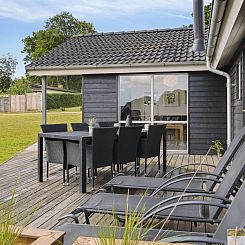 Vakantiehuis "Geeske" - 150m from the sea