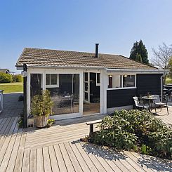 Vakantiehuis "Anisa" - 400m from the sea