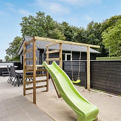 Vakantiehuis "Helina" - 180m from the sea