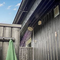 Vakantiehuis "Hubertina" - 75m from the sea