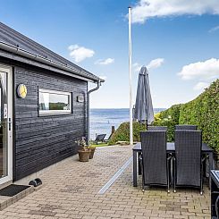 Vakantiehuis "Majbritt" - 50m from the sea