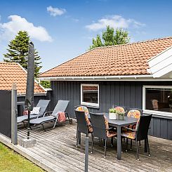 Vakantiehuis "Irlin" - 850m from the sea