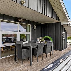 Vakantiehuis "Joonatan" - 900m from the sea