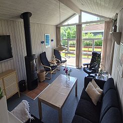 Vakantiehuis "Vinny" - 1km from the sea