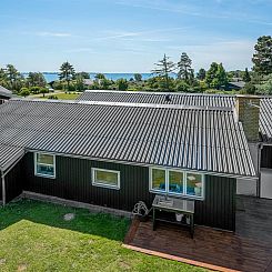 Vakantiehuis "Rise" - 250m from the sea
