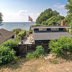 Vakantiehuis "Daike" - 25m from the sea