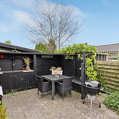 Vakantiehuis "Ajvi" - 50m from the sea