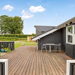 Vakantiehuis "Winald" - 150m from the sea