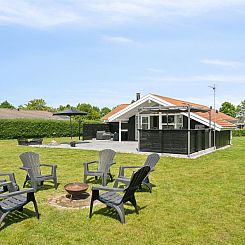 Vakantiehuis "Dyrken" - 200m from the sea
