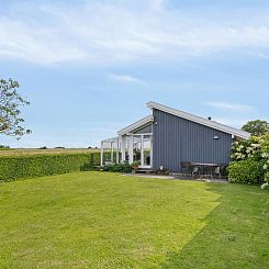 Vakantiehuis "Wehrhart" - 125m from the sea