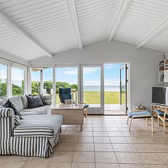 Vakantiehuis "Dimo" - 20m from the sea