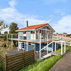Vakantiehuis "Ung" - 460m from the sea