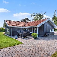 Vakantiehuis "Ronna" - 160m from the sea