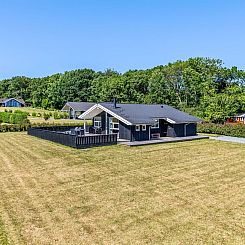 Vakantiehuis "Ariadne" - 400m from the sea