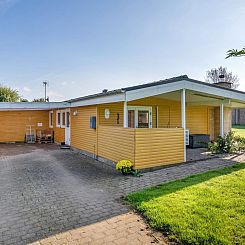 Vakantiehuis "Edzard" - 800m from the sea