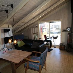 Vakantiehuis "Akari" - 400m from the sea