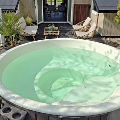 Vakantiehuis "Nane" - 80m from the sea