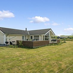 Vakantiehuis "Virpi" - 400m from the sea