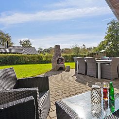 Vakantiehuis "Frosina" - 300m from the sea