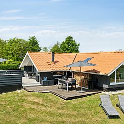 Vakantiehuis "Bessi" - 200m from the sea