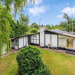 Vakantiehuis "Annica" - 150m from the sea