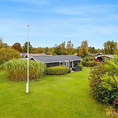 Vakantiehuis "Lymke" - 450m from the sea