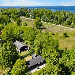 Vakantiehuis "Doris" - 150m from the sea