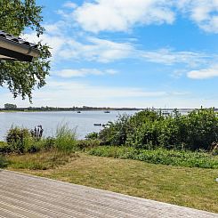 Vakantiehuis "Edvardsine" - 40m from the sea