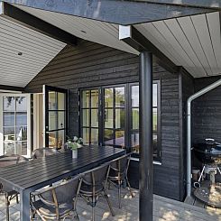 Vakantiehuis "Edvardsine" - 40m from the sea