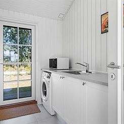 Vakantiehuis "Edvardsine" - 40m from the sea