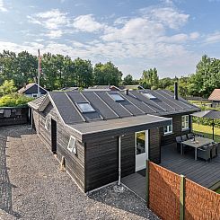 Vakantiehuis "Kamilla" - 200m from the sea