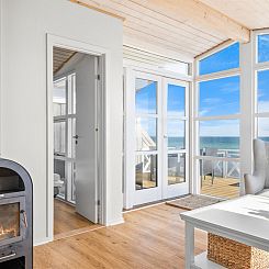 Vakantiehuis "Answald" - 10m from the sea