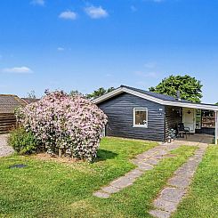 Vakantiehuis "Kjell" - 100m from the sea