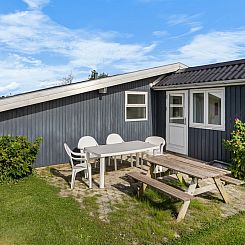 Vakantiehuis "Maylin" - 350m from the sea