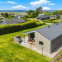 Vakantiehuis "Tydkil" - 250m from the sea