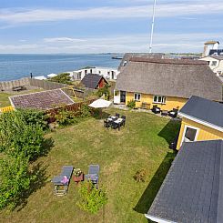 Vakantiehuis "Asmund" - 150m from the sea
