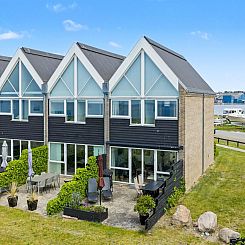 Vakantiehuis "Suna" - 95m from the sea